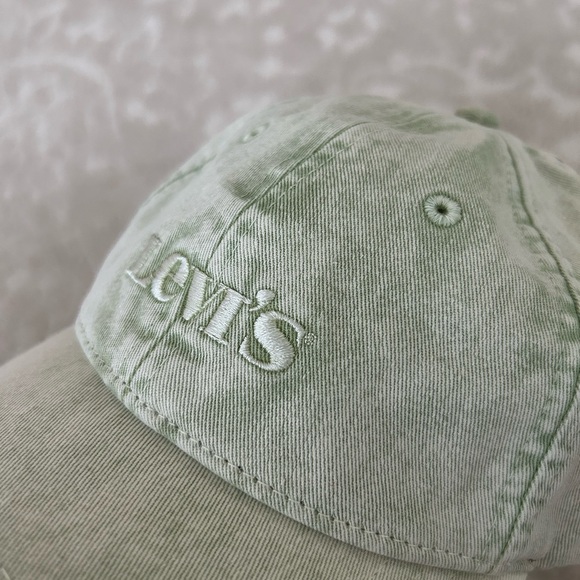 NWT Levi’s vintage style green distressed vintage style hat snap back - Picture 5 of 7